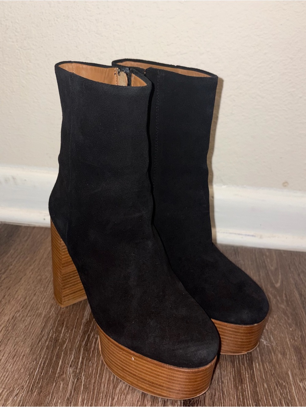 Women’s Black Suede Free People Friday Night Wood Grain Platform Boots 38 7.5-8